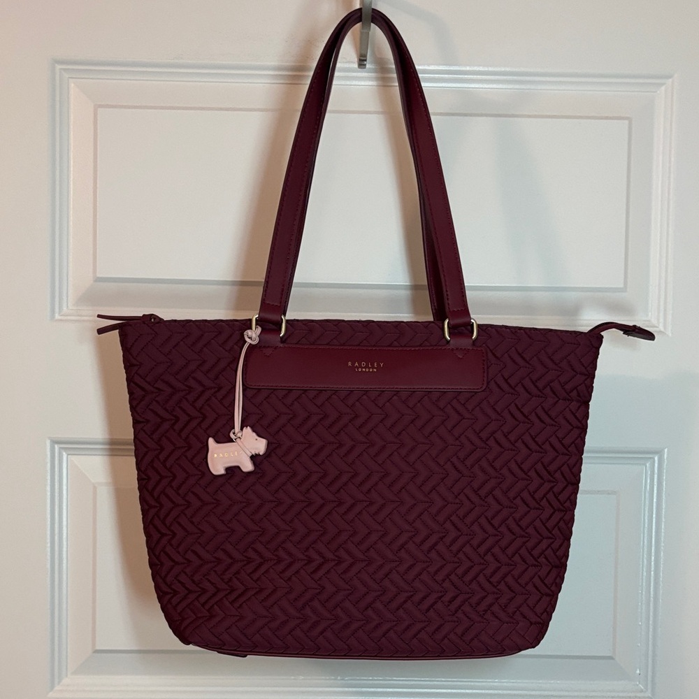 Radley London Barge Walk Medium Zip Top Multiway bag burgundy color shopper tote - Picture 3 of 16